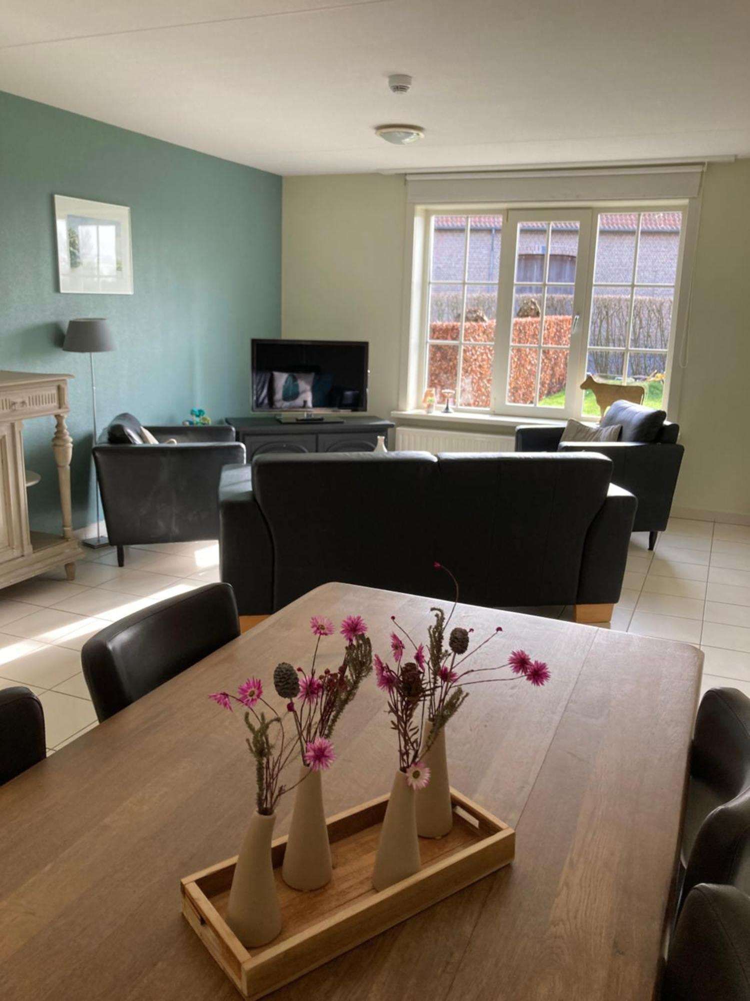 Accommodatie in herbouwde boerenschuur K Retranchement Buitenkant foto